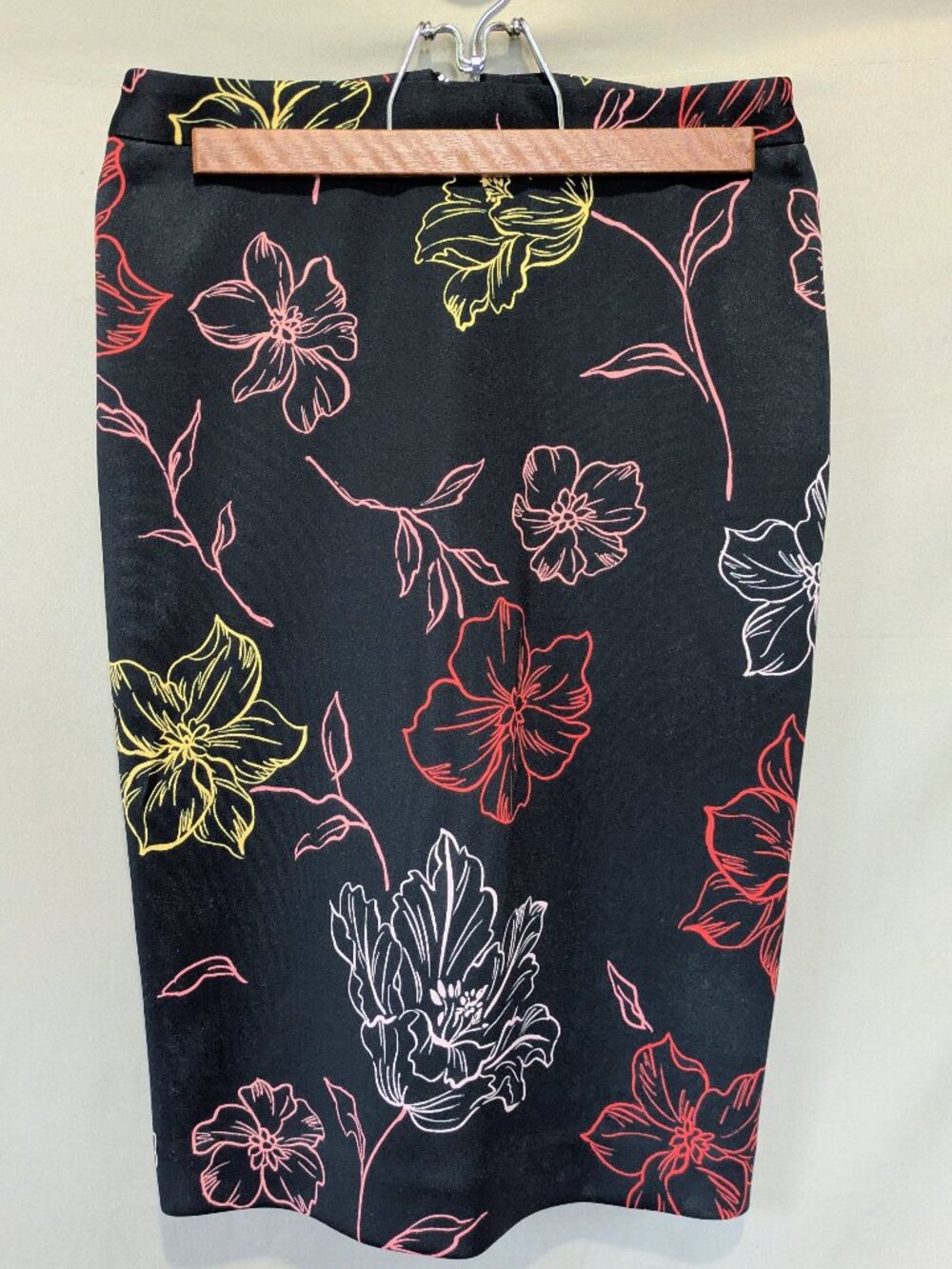 Tahari Pencil Skirt